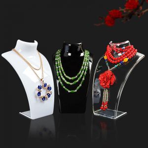 בלאק פריידי ישראל - מבצעים לכל השנה שעונים ותכשיטים Mannequin Bust Jewelry Necklace Pendant Neck Model Stand Display Rack Holder